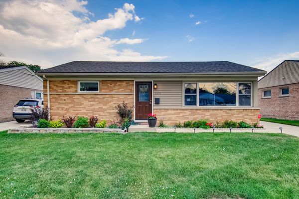 8243 N Octavia Ave Niles IL-large-013-014-Exterior Front-1500x1000-72dpi